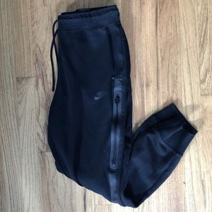 Black Nike Sweatpants/Joggers